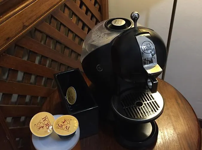 La Maison Blanche Couette-café *