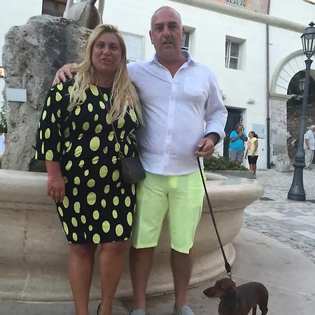 לינה וארוחת בוקר La Maison Blanche רומא