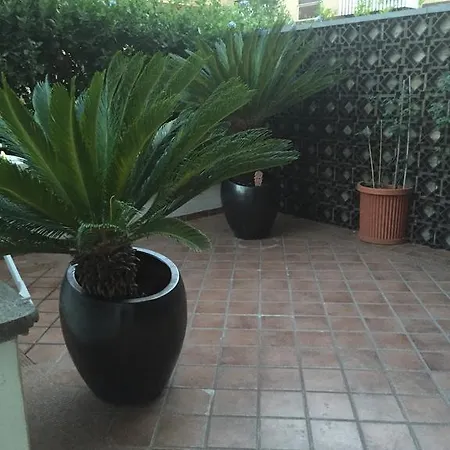 לינה וארוחת בוקר La Maison Blanche